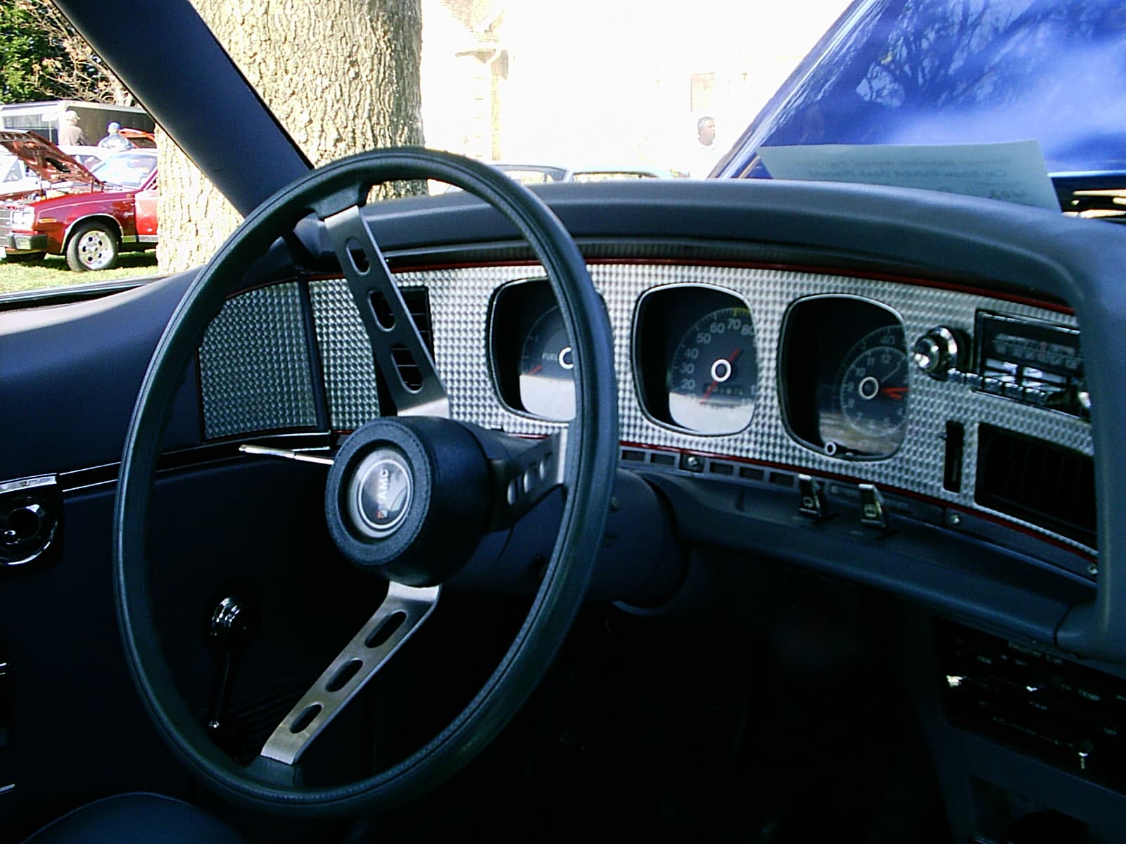 Autoradio Blaupunkt ancien pour voiture de collection